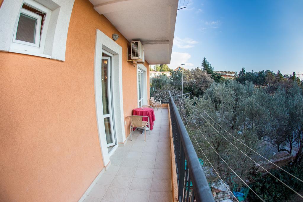 Villa Nadezda Petrovac Bagian luar foto